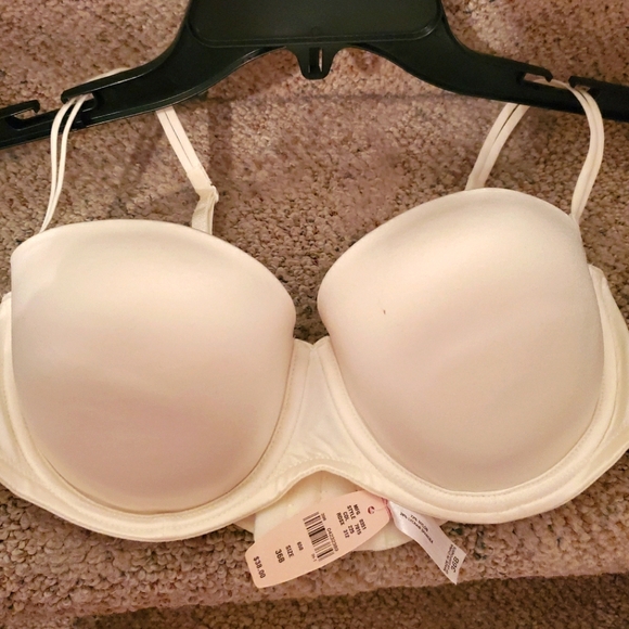 VS Victoria secret bra 36B NWT cream off white color underwire push up - Picture 1 of 3